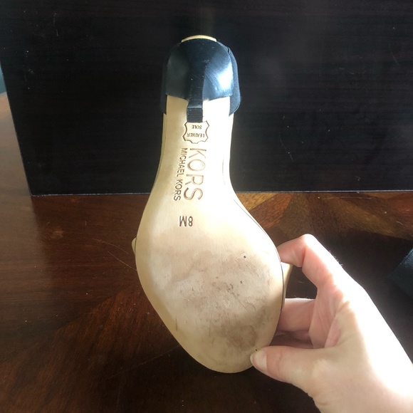 KORS by Michael Kors Nude & Black Heels SZ 8 - Picture 3 of 8